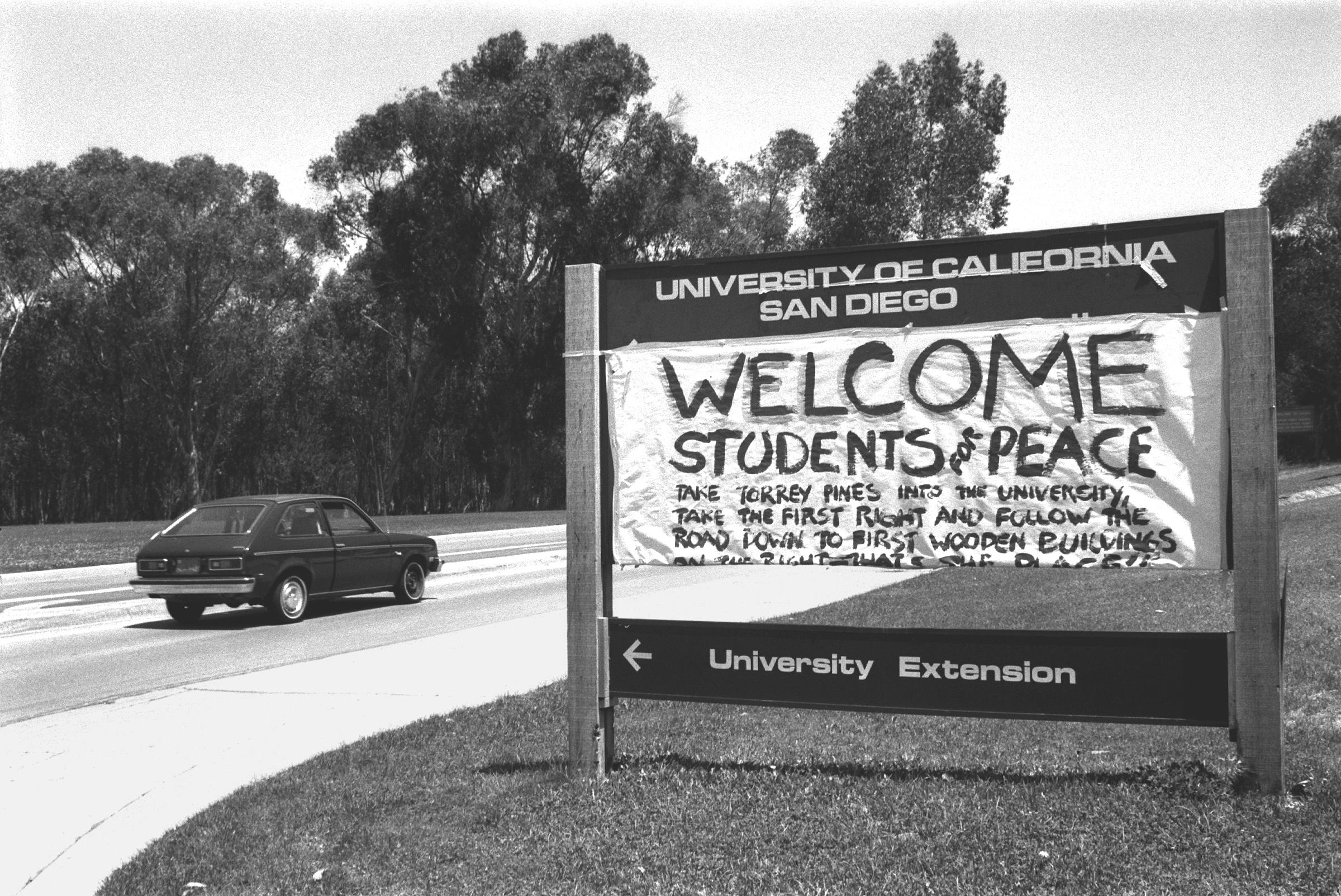 [Image 2. Anti war poster at the University of California, San Diego, 1970. Credits: Fred Lonidier]