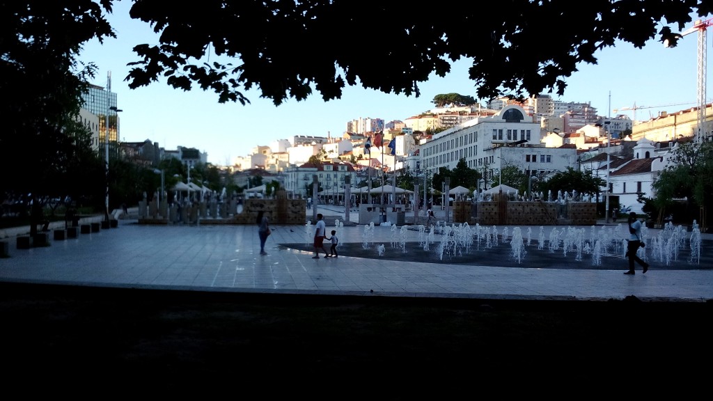 [Image 3: View of Martim Moniz Square]