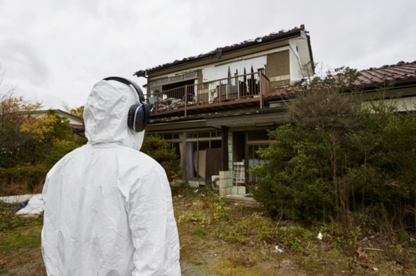 [Image 14. Meirō Koizumi, Home, 2015. Installation view, Fukushima Prefecture, Japan, courtesy of Don’t Follow the Wind.]