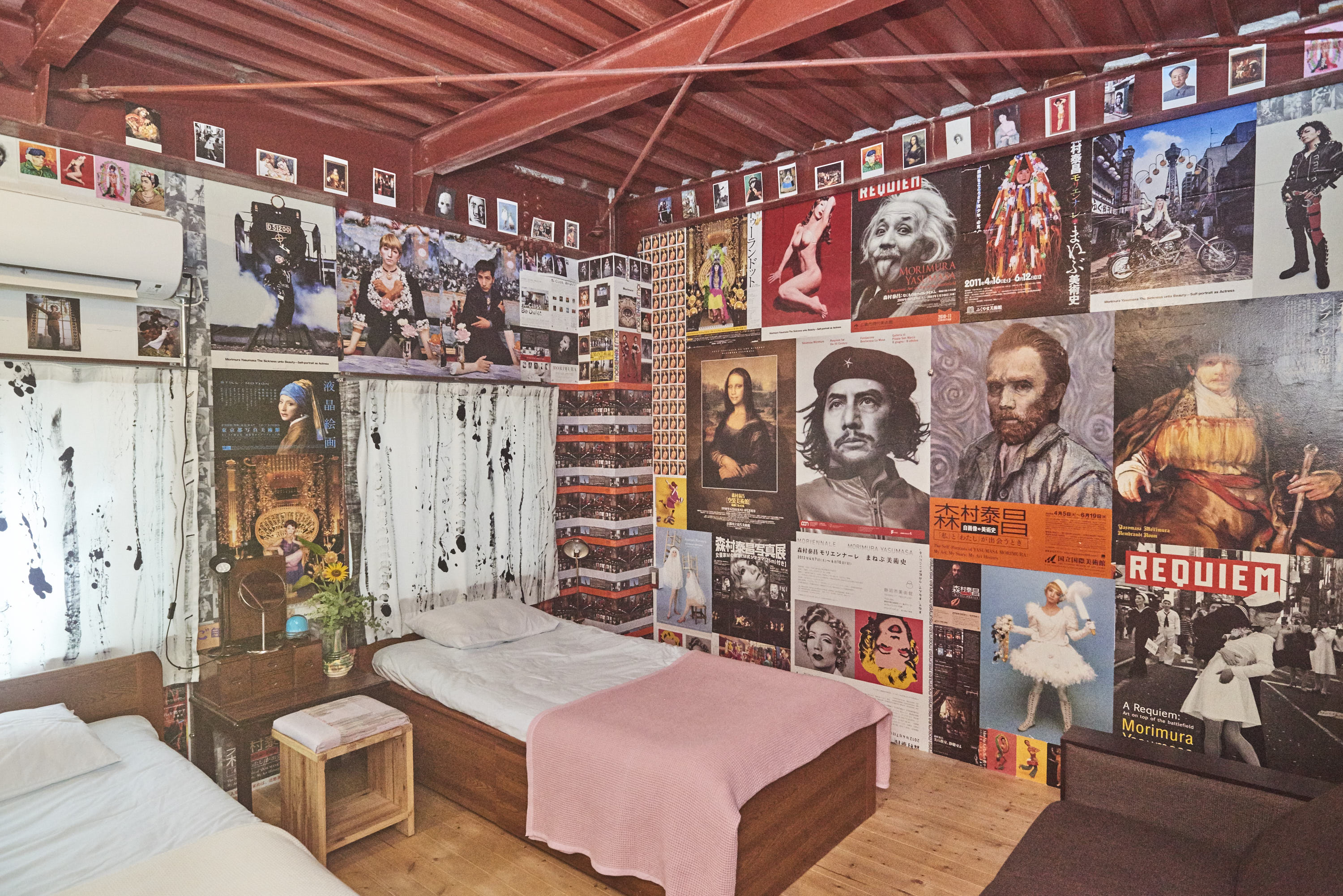 [Figure 6: A room in the Guesthouse that was a collaborative work by Morimura Yasumasa and local workers]